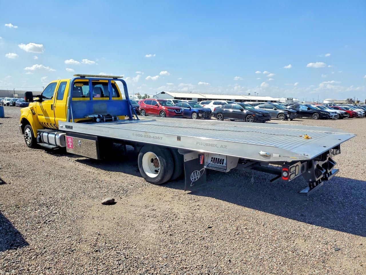 2019 Ford F650 Super - Фото 2