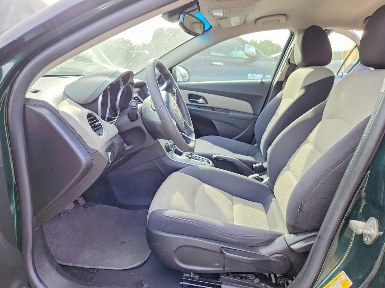 2014 Chevrolet Cruze Ls - Фото 7
