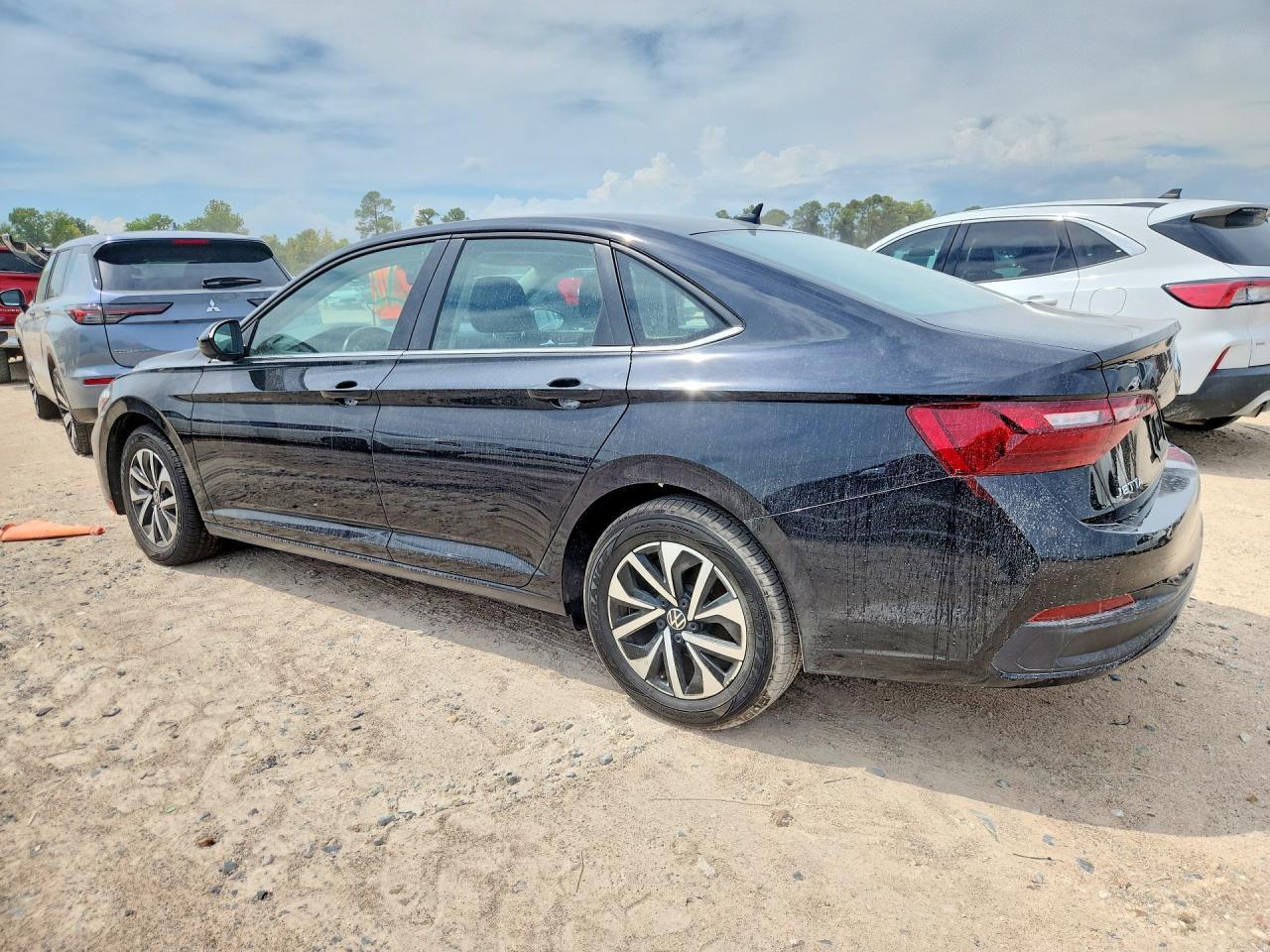 2024 Volkswagen Jetta S - Фото 2