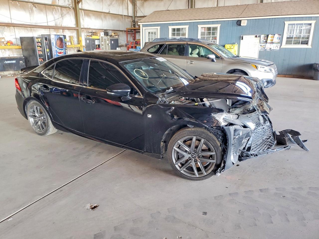 2019 Lexus Is 350 - Image 4