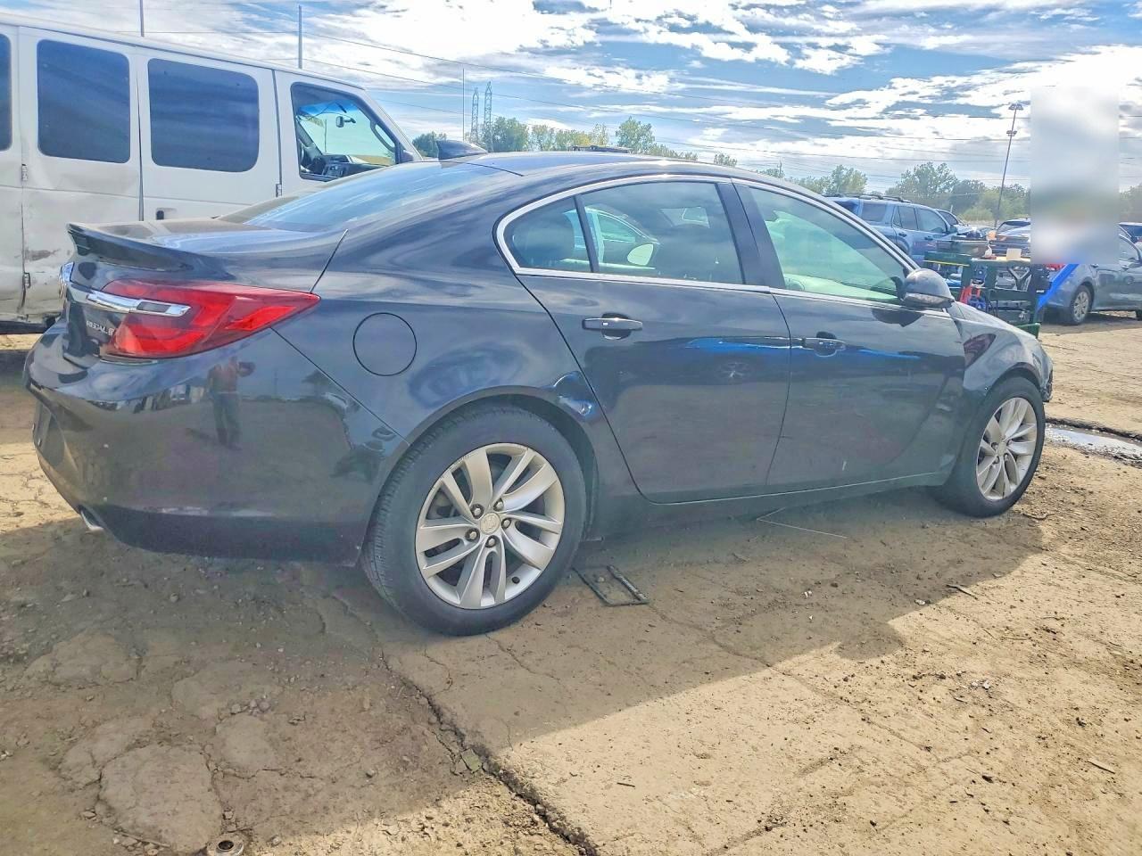 2015 Buick Regal Premium - Image 3