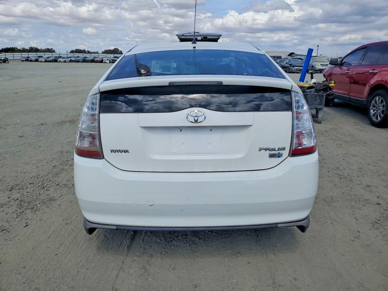 2008 Toyota Prius Base - Фото 6