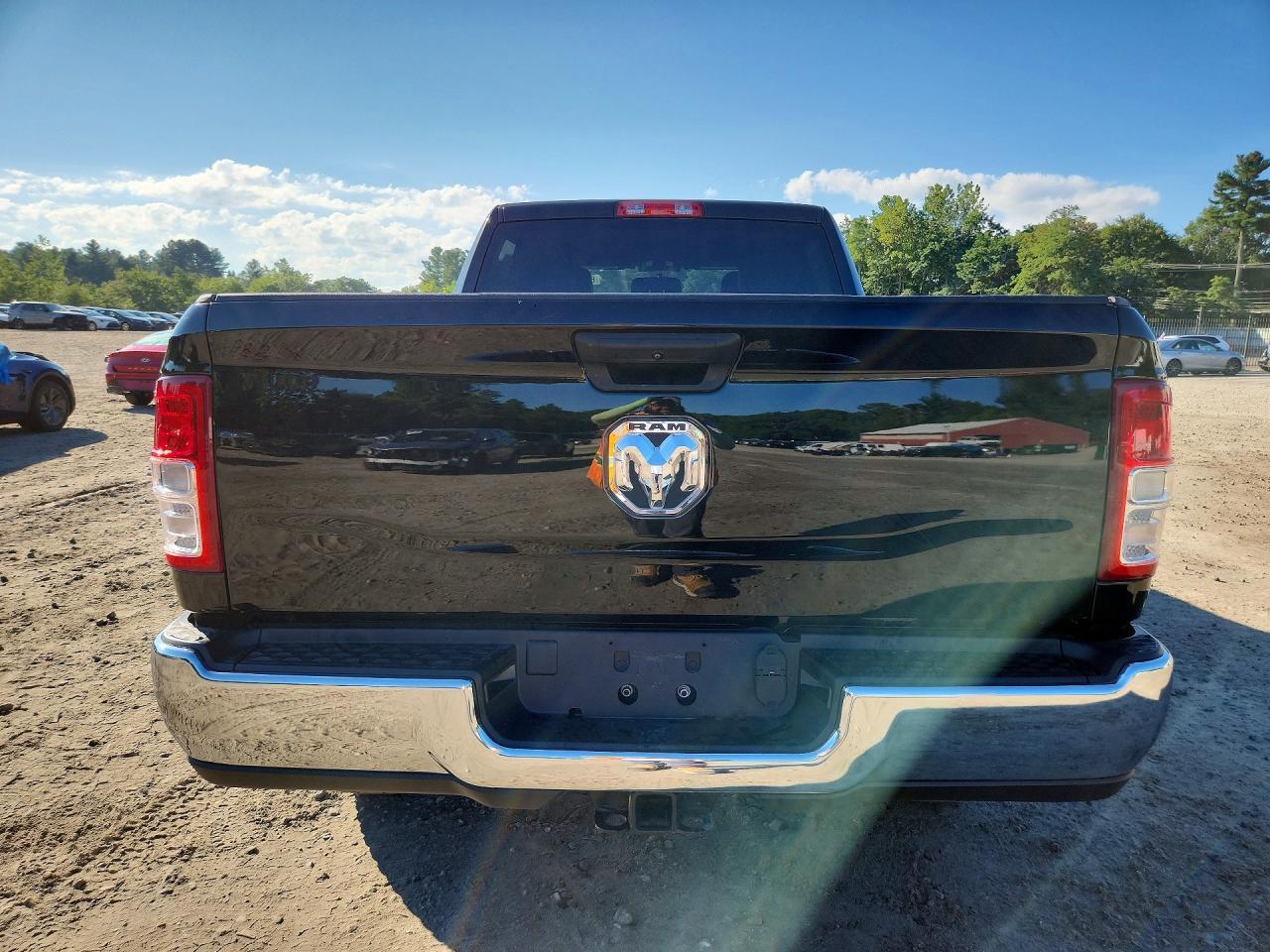 2024 Ram 2500 - Image 6