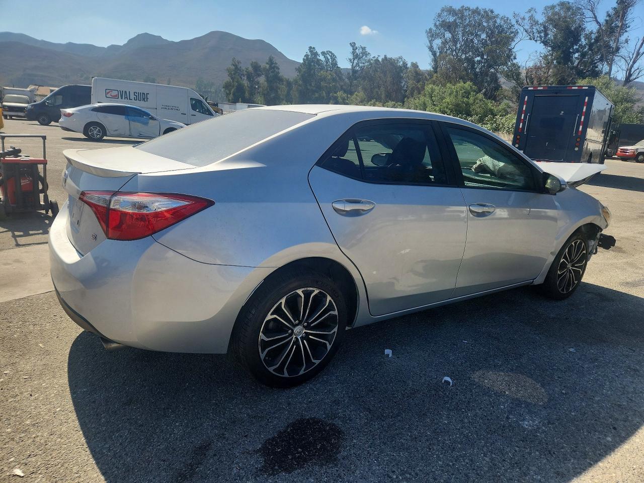 2015 Toyota Corolla S Plus - Фото 3