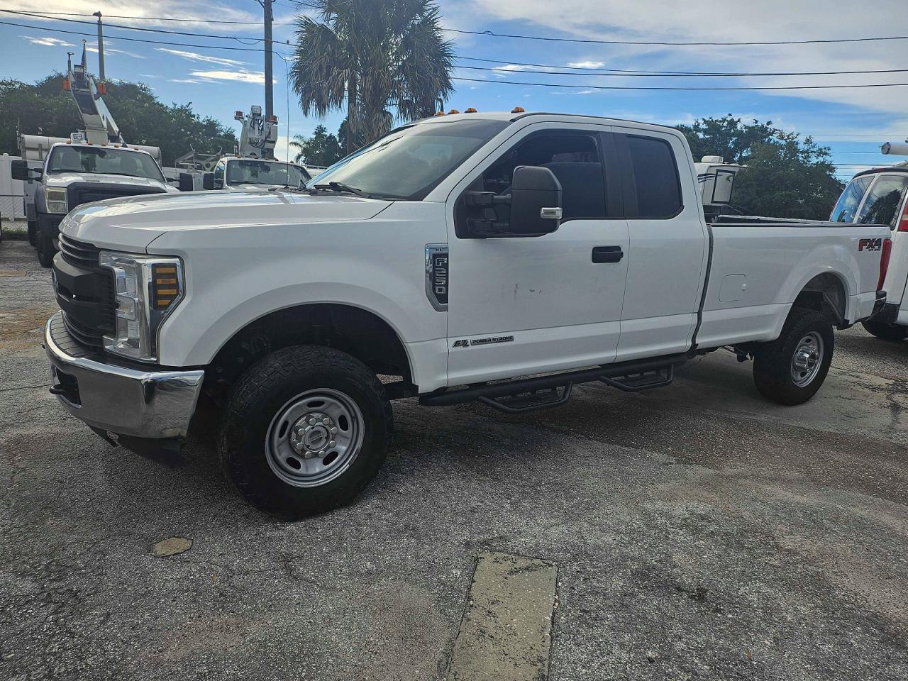 2019 Ford F250 Super Duty - Image 2