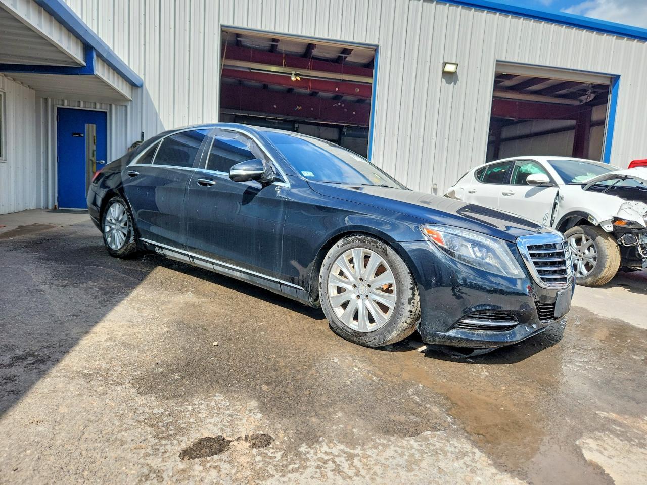 2015 Mercedes-Benz S 550 4Matic - Image 4