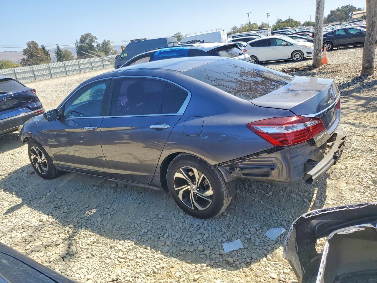 2017 Honda Accord Lx - Фото 2