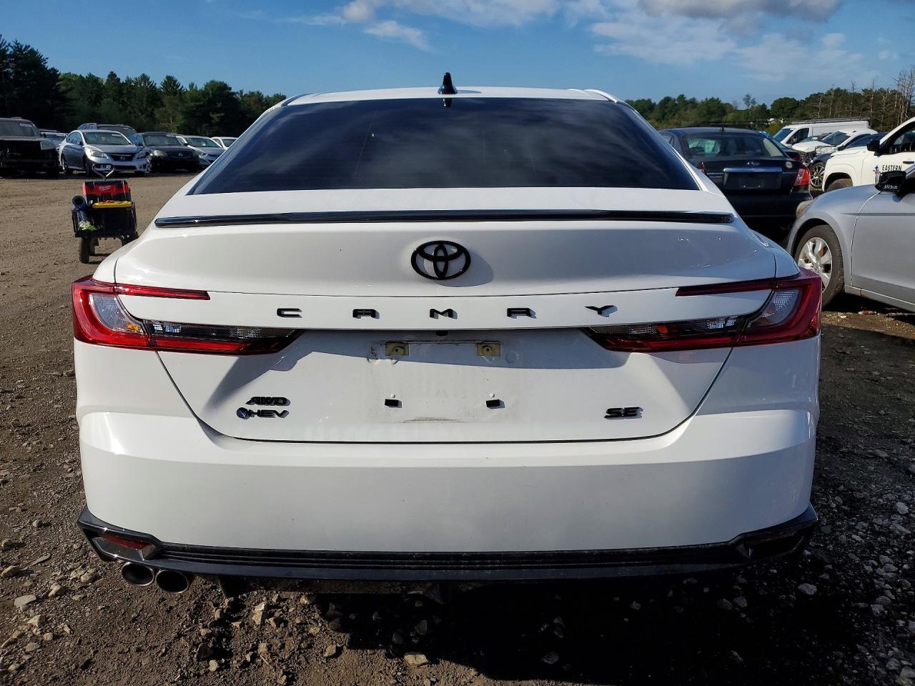2026 Toyota Camry Nightshade - Фото 6