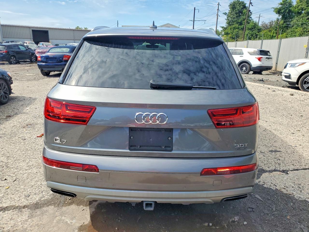 2017 Audi Q7 Prestige - Image 6