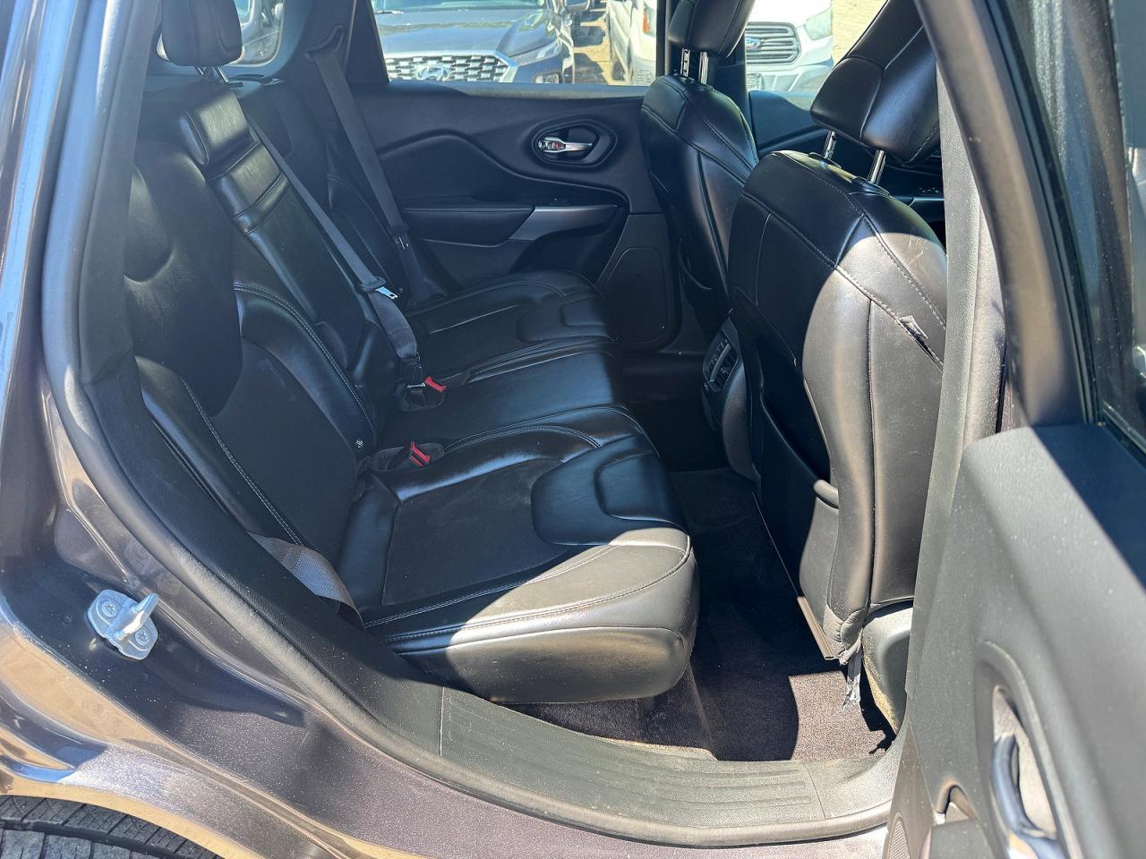 2019 Jeep Cherokee Latitude Plus - Фото 6