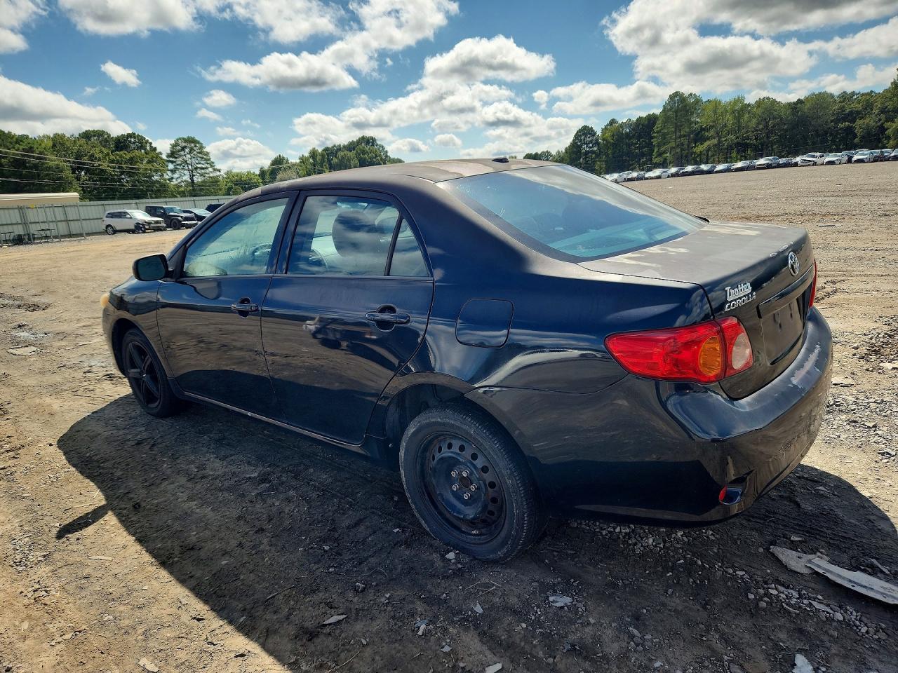 2009 Toyota Corolla Base - Фото 2