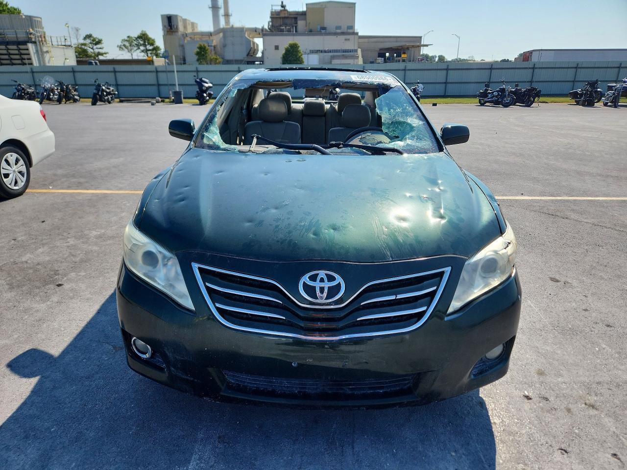 2011 Toyota Camry Xle - Image 5