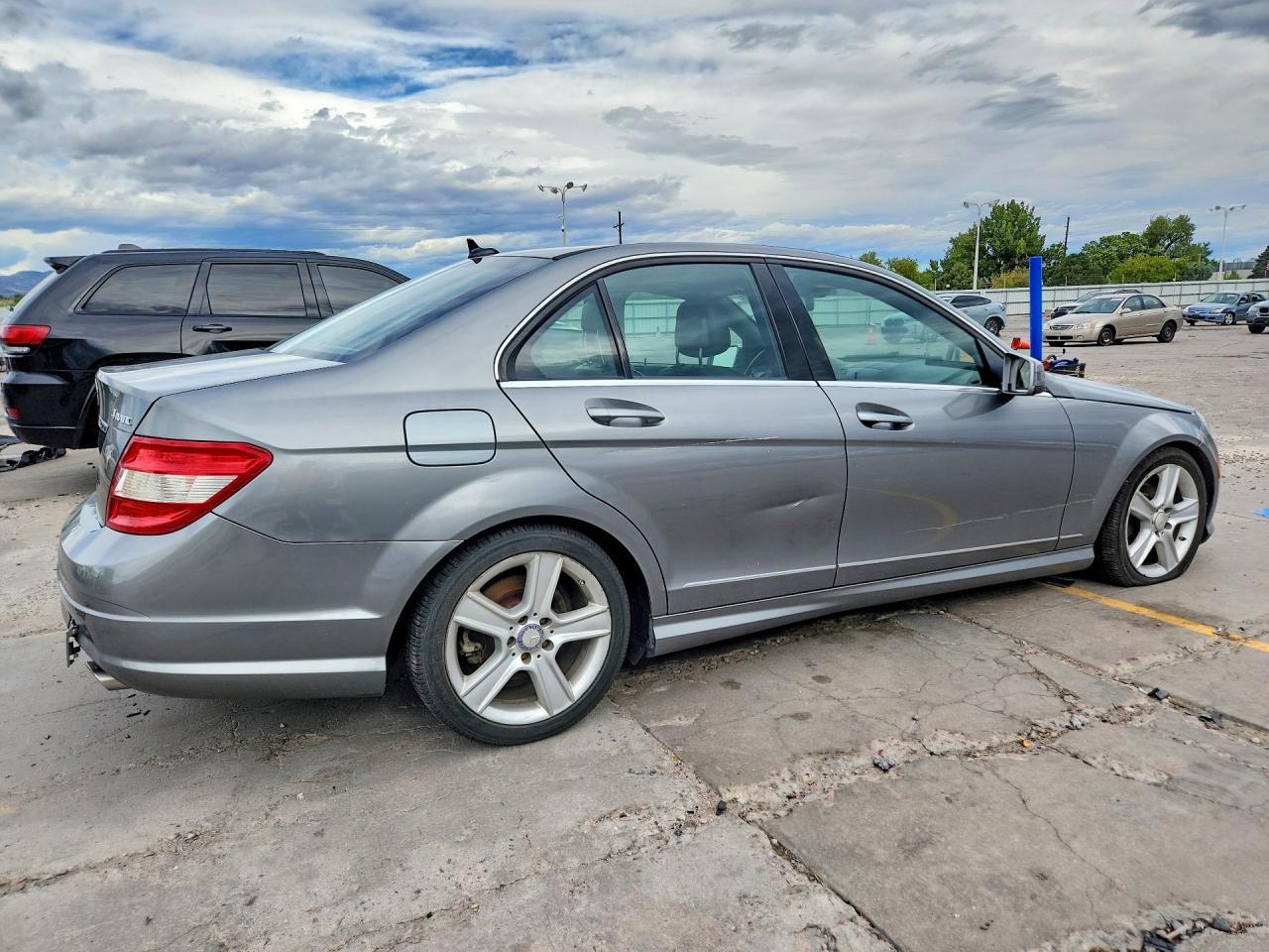 2011 Mercedes-Benz C 300 4Matic - Image 3