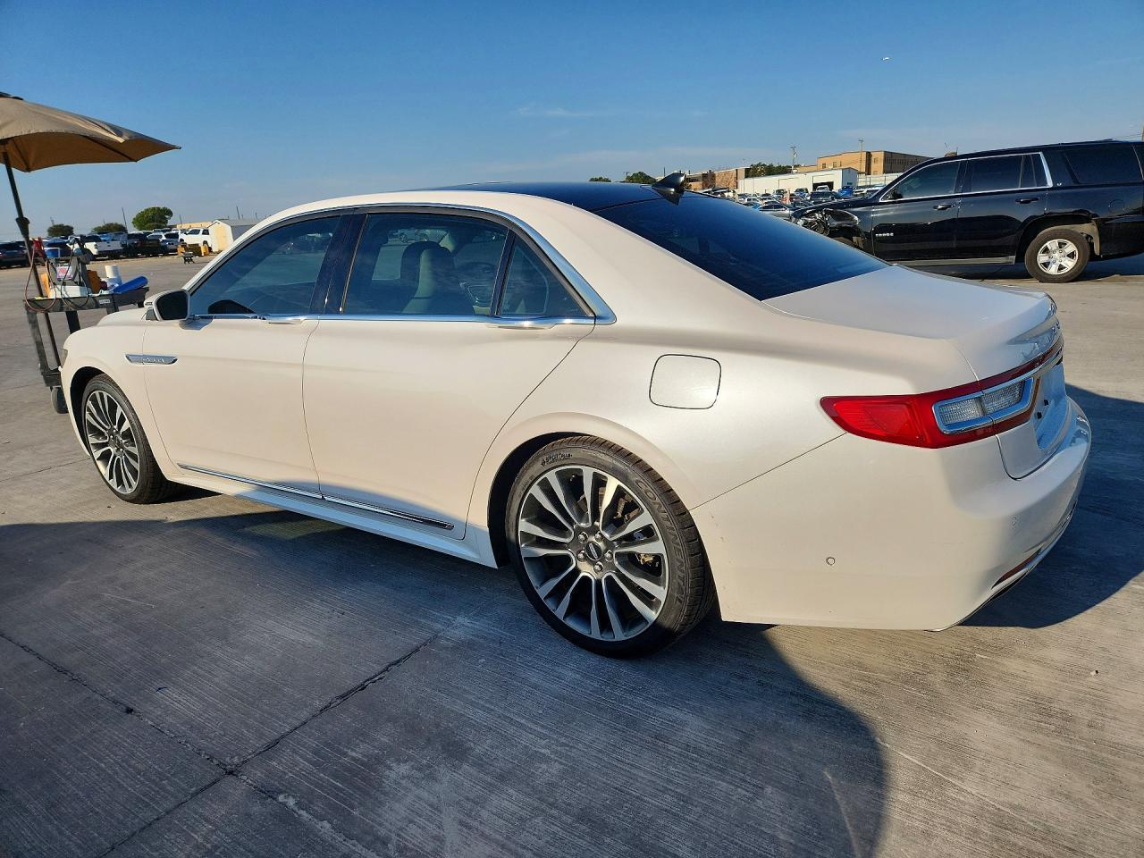 2019 Lincoln Continental Reserve - Фото 2