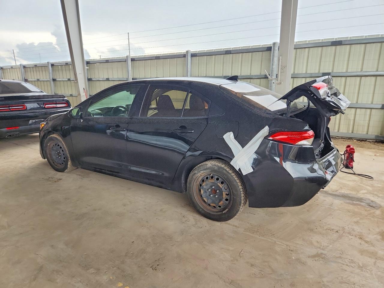 2020 Toyota Corolla Le - Фото 2