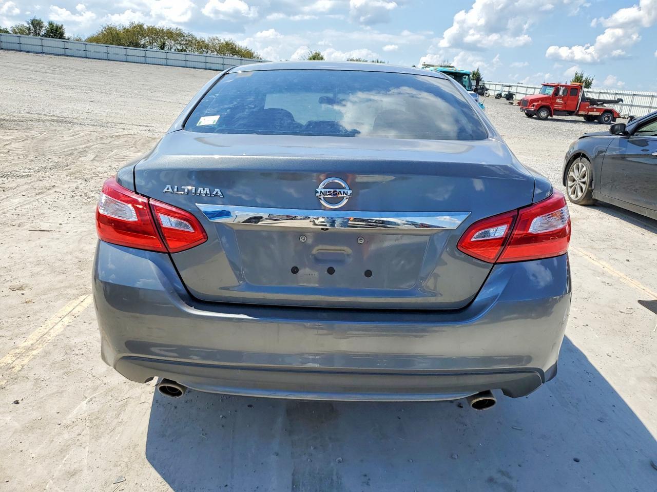 2017 Nissan Altima 2.5 S - Фото 6