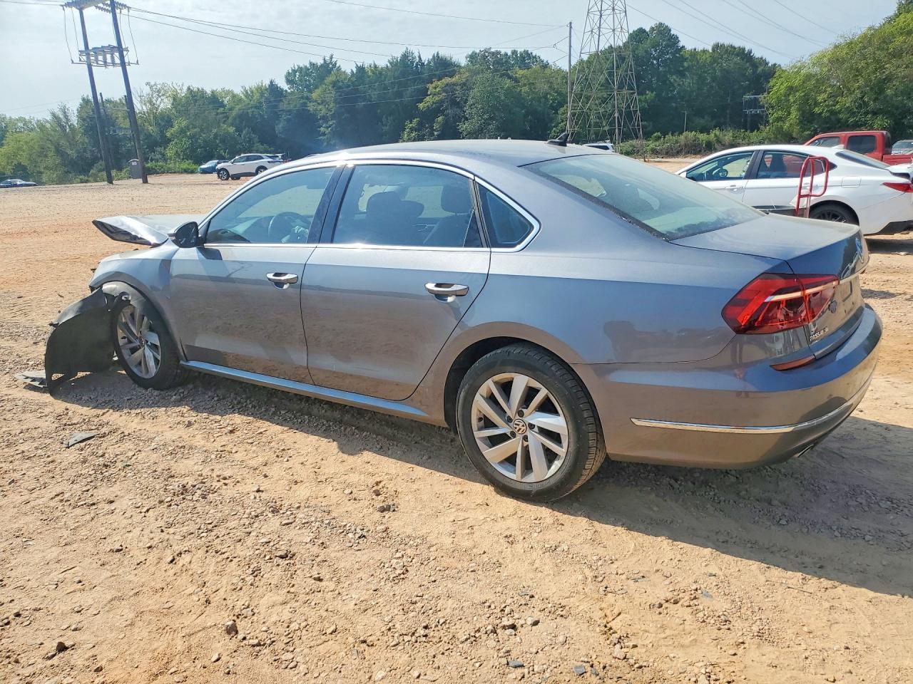 2018 Volkswagen Passat Se - Фото 2