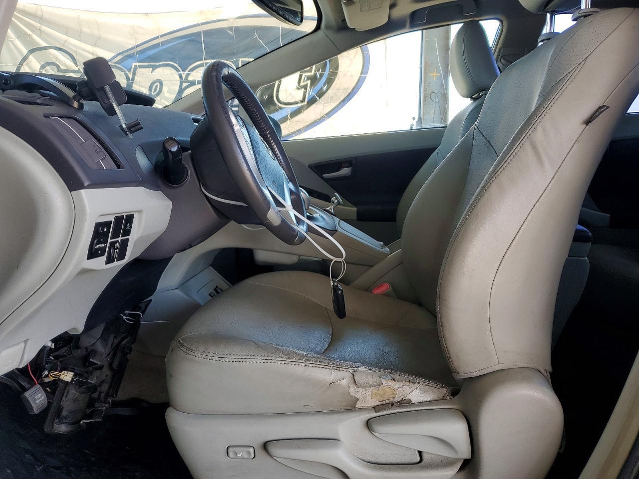 2010 Toyota Prius Iv - Image 7