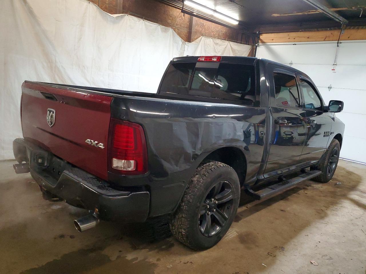 2015 Ram 1500 Sport - Фото 3