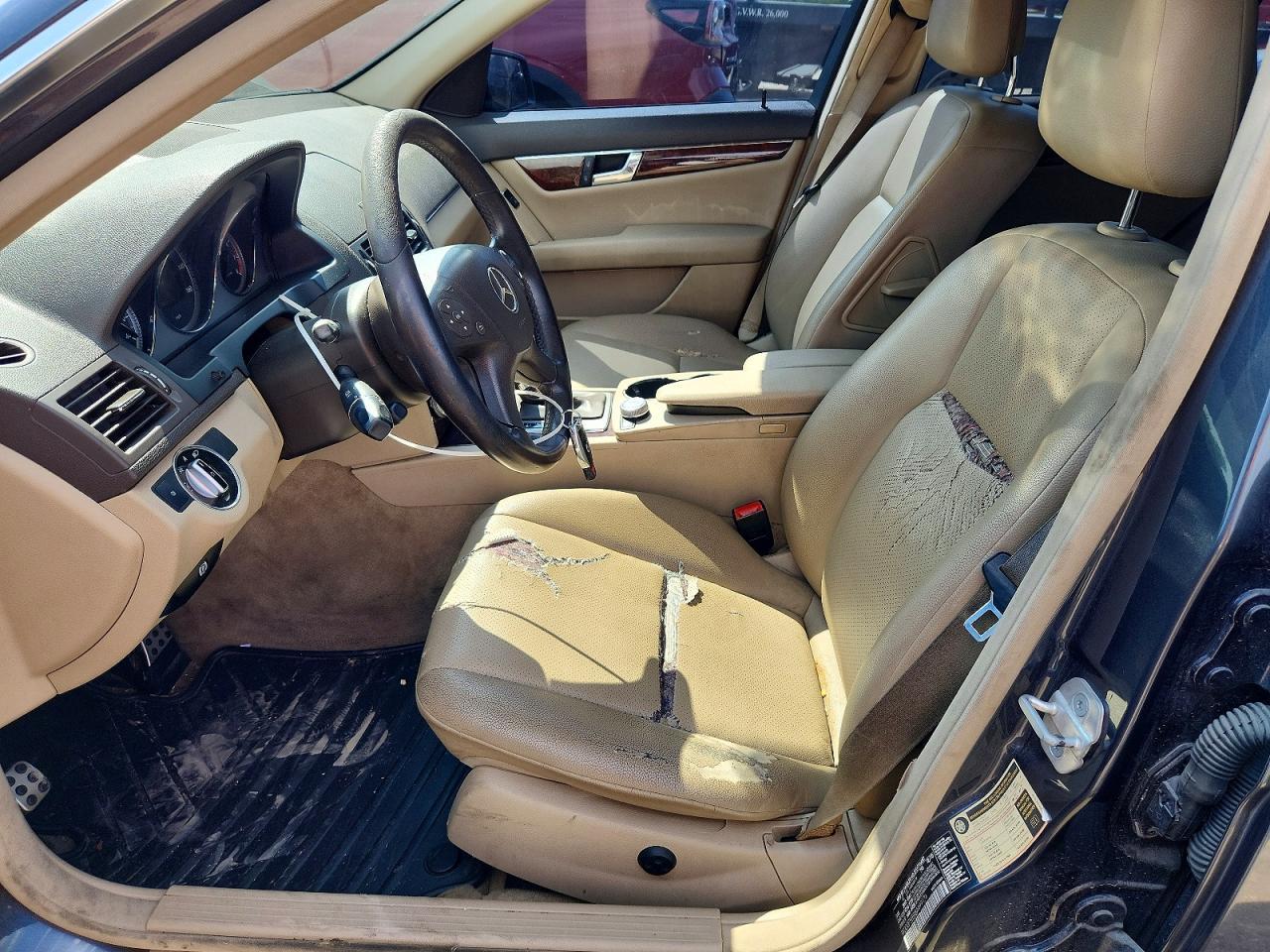 2011 Mercedes-Benz C 300 - Image 7