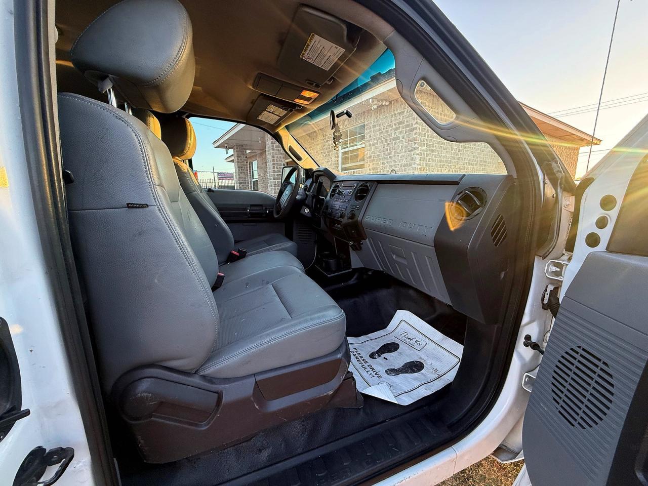 2015 Ford F350 Super Duty - Image 5