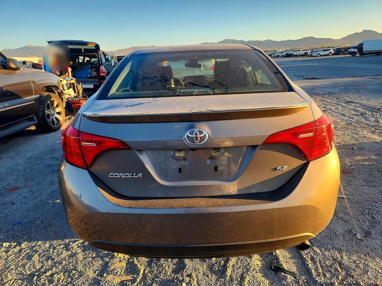 2017 Toyota Corolla Se - Фото 6