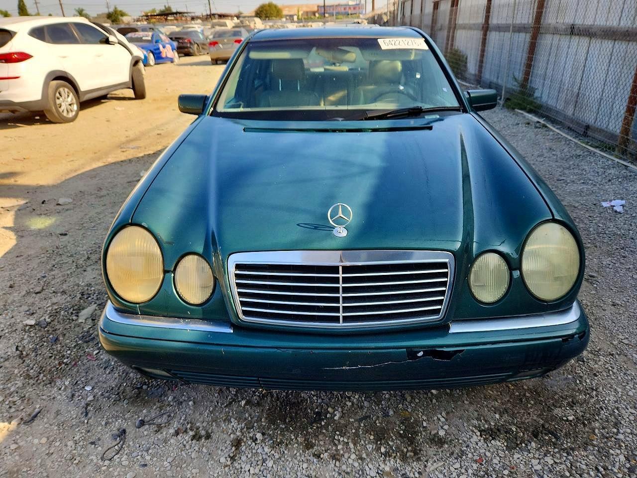 1996 Mercedes-Benz E 320 - Фото 7