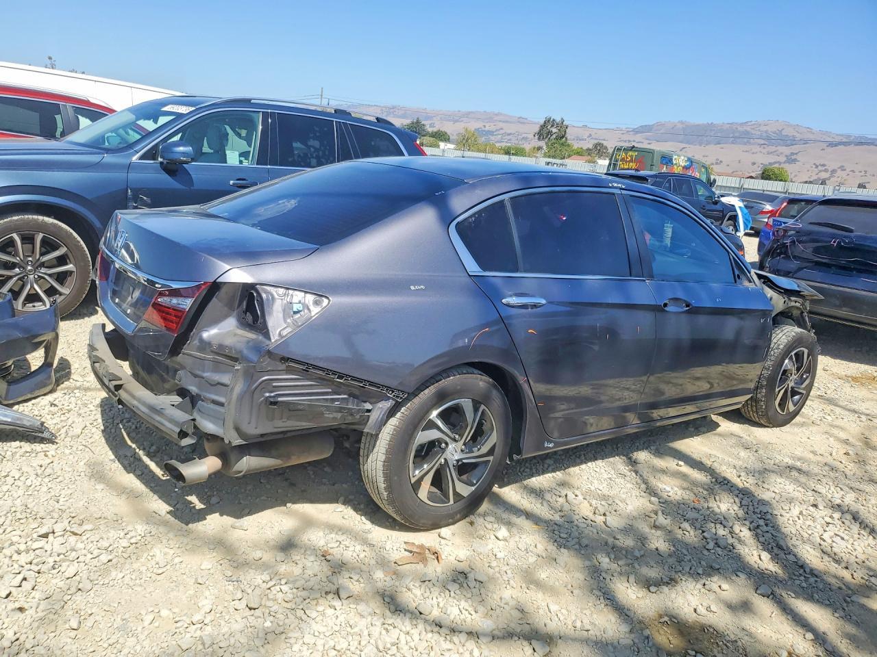 2017 Honda Accord Lx - Фото 3