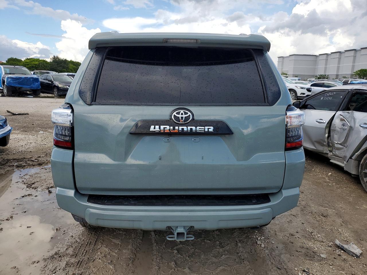 2022 Toyota 4Runner Trd Off-Road Premium - Image 6