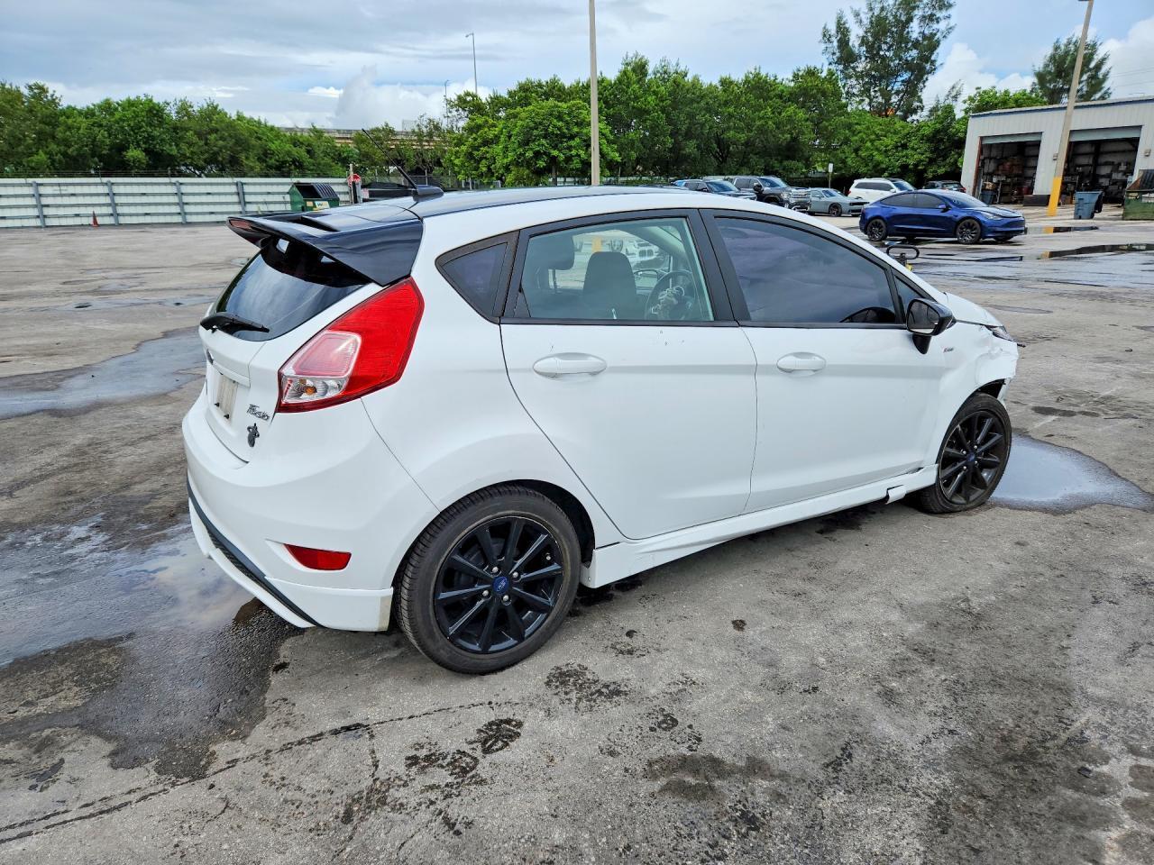 2019 Ford Fiesta St - Фото 3