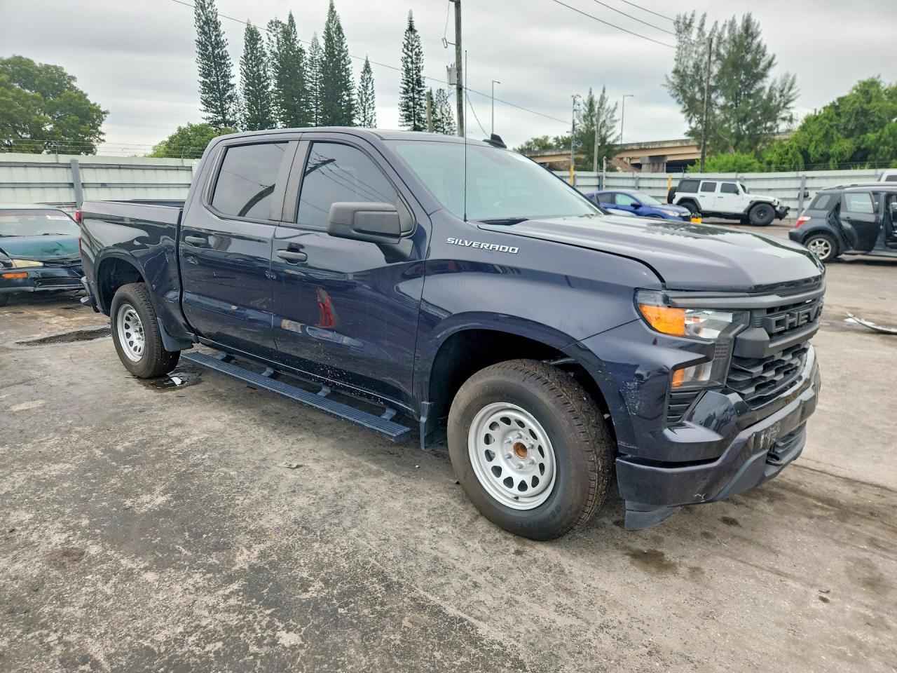 2022 Chevrolet Silverado C1500 Custom - Фото 4