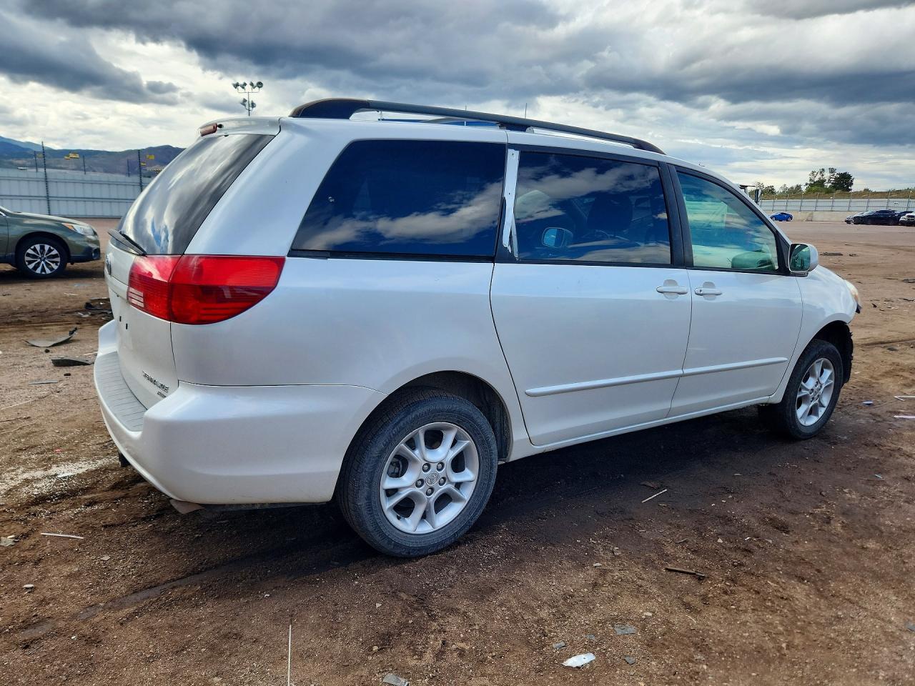 2004 Toyota Sienna Xle 7 Passenger - Фото 3