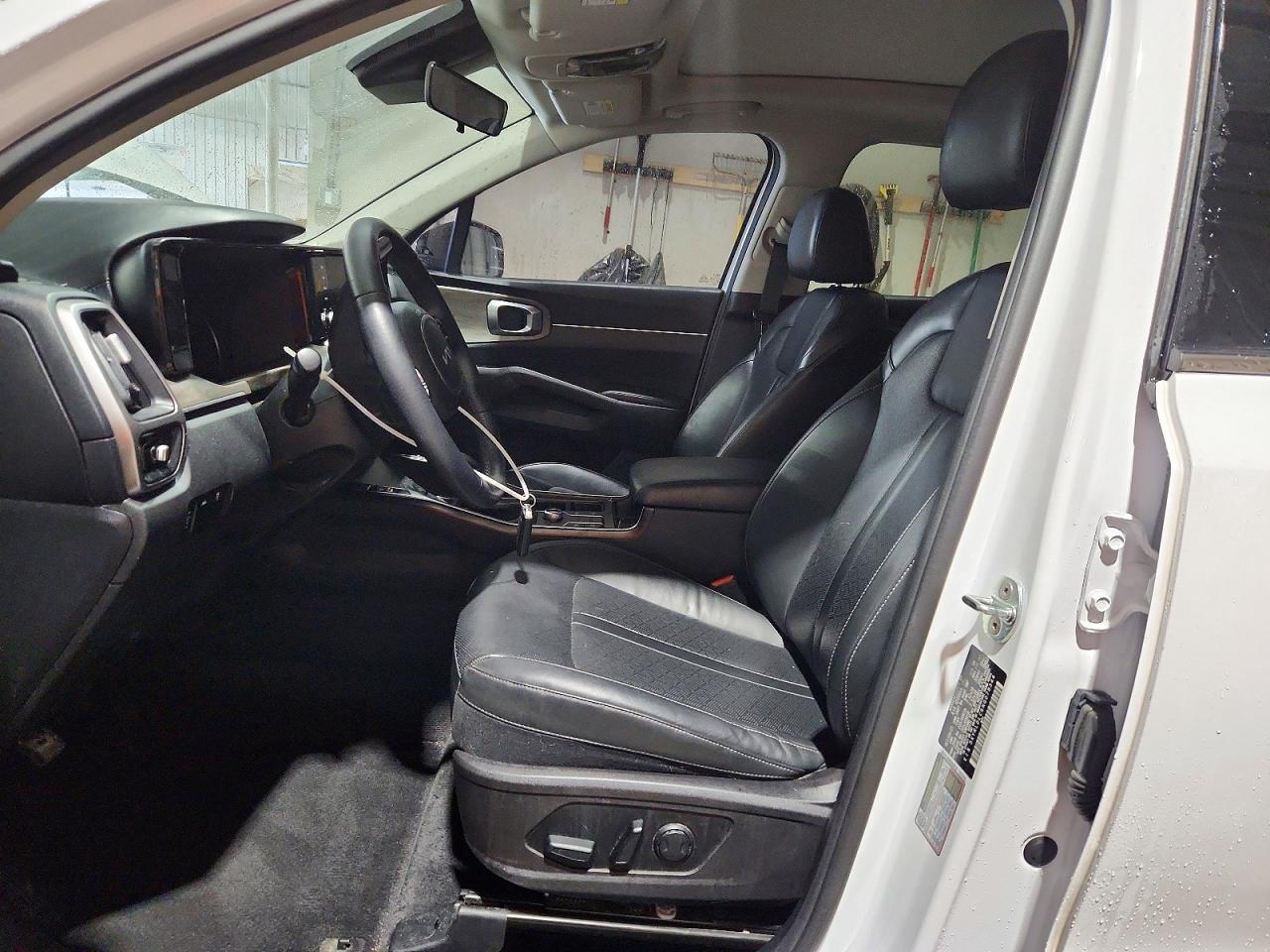 2022 Kia Sorento S - Фото 7