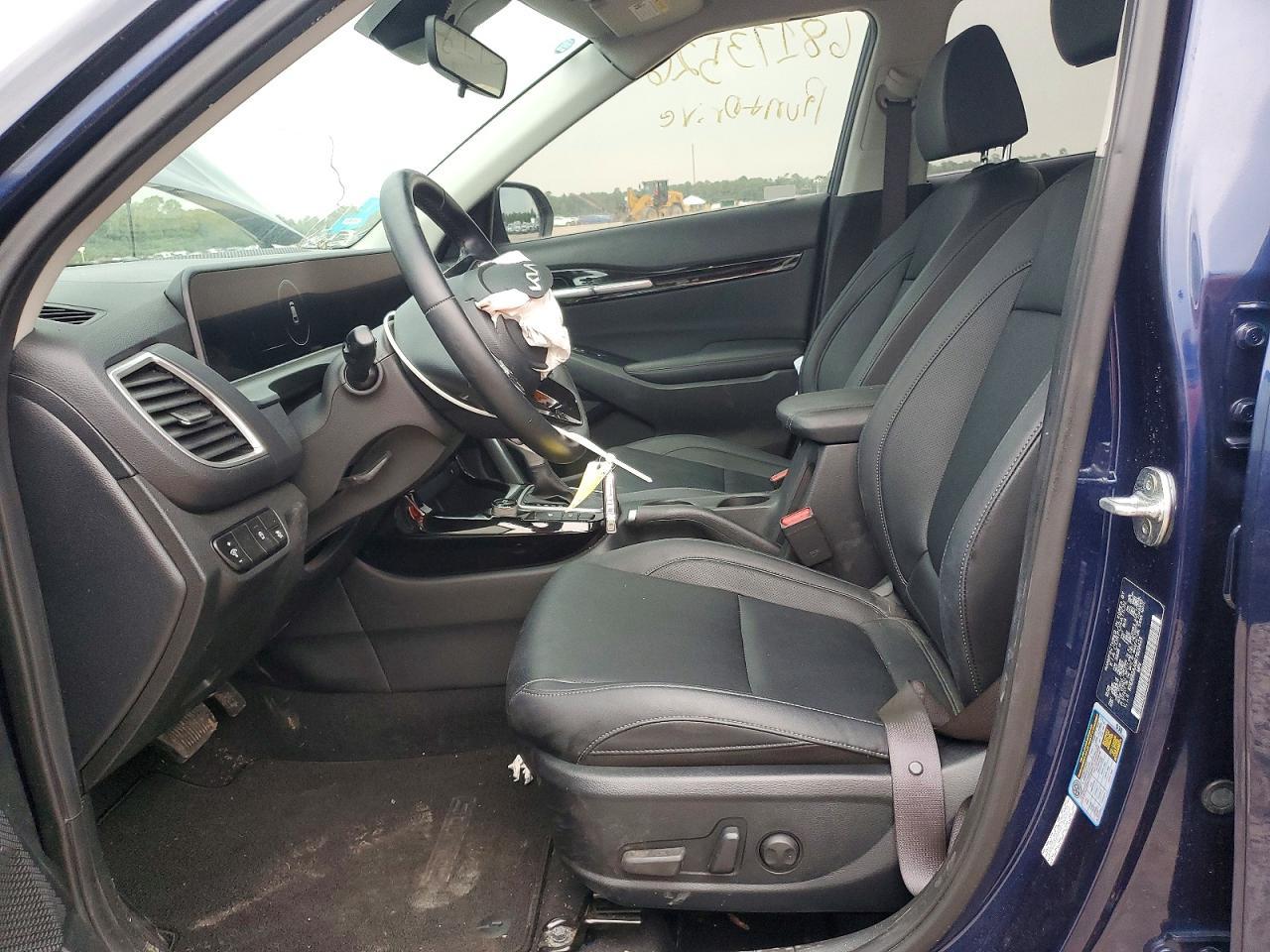 2024 Kia Seltos Ex - Image 7