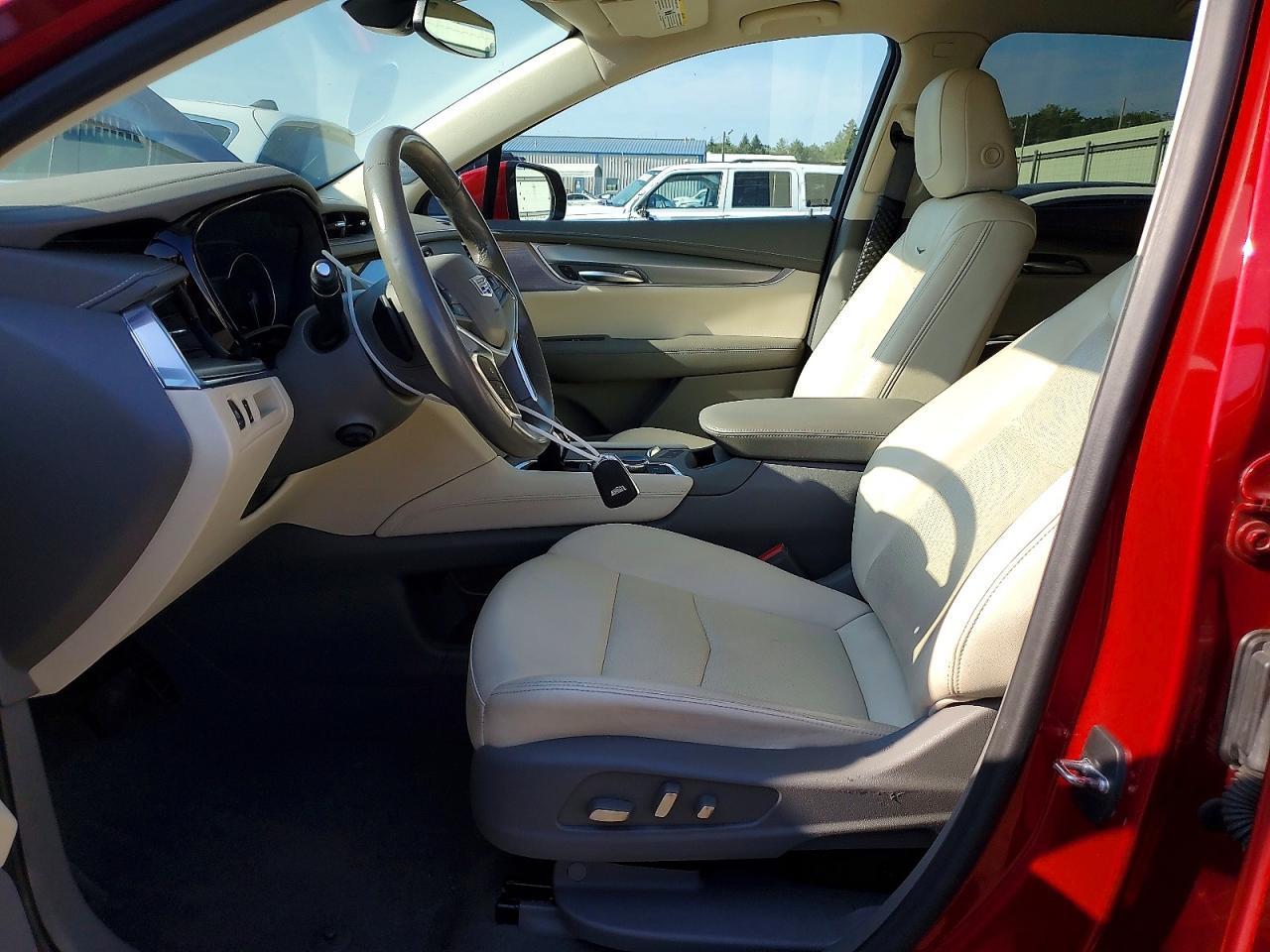 2023 Cadillac Xt5 Premium Luxury - Image 7