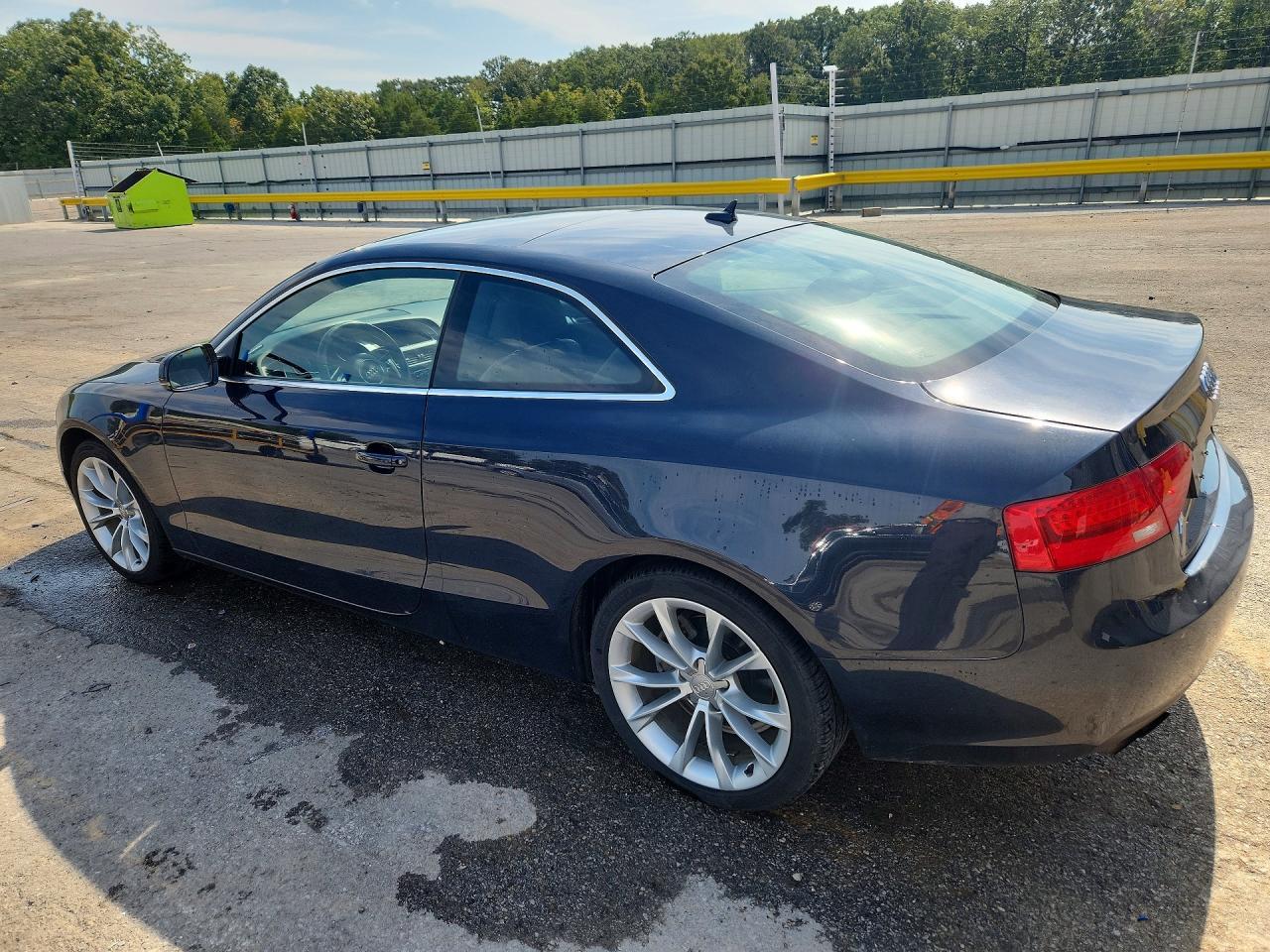 2013 Audi A5 Premium - Фото 2