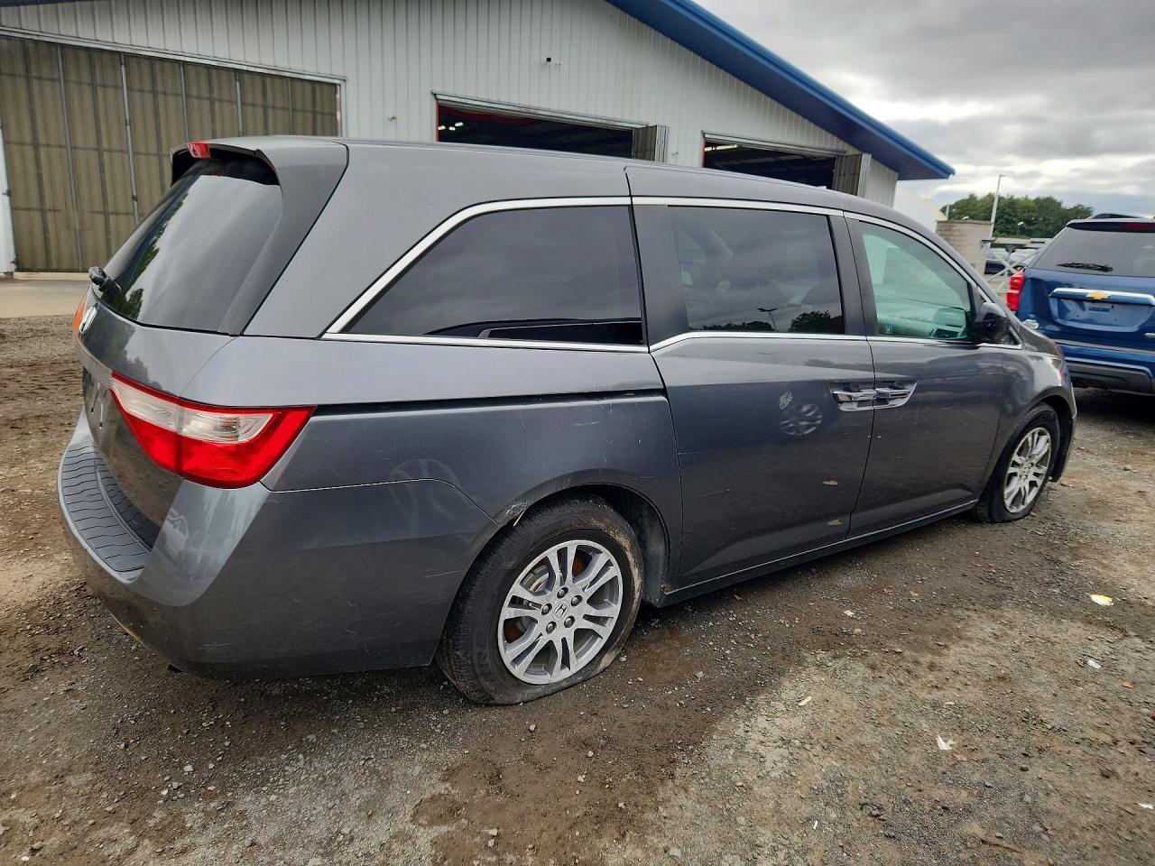 2012 Honda Odyssey Ex - Фото 3