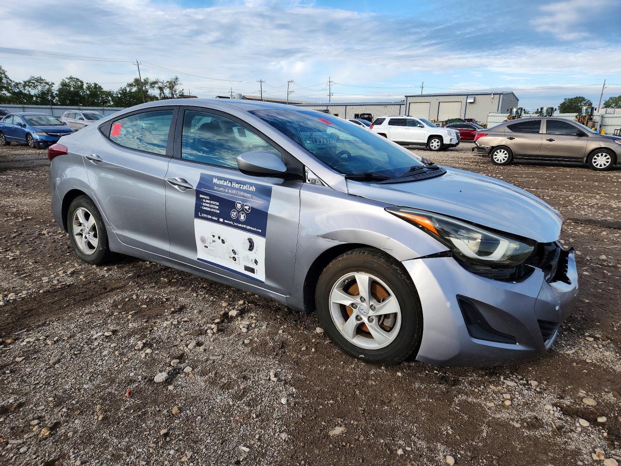 2015 Hyundai Elantra Se - Фото 4