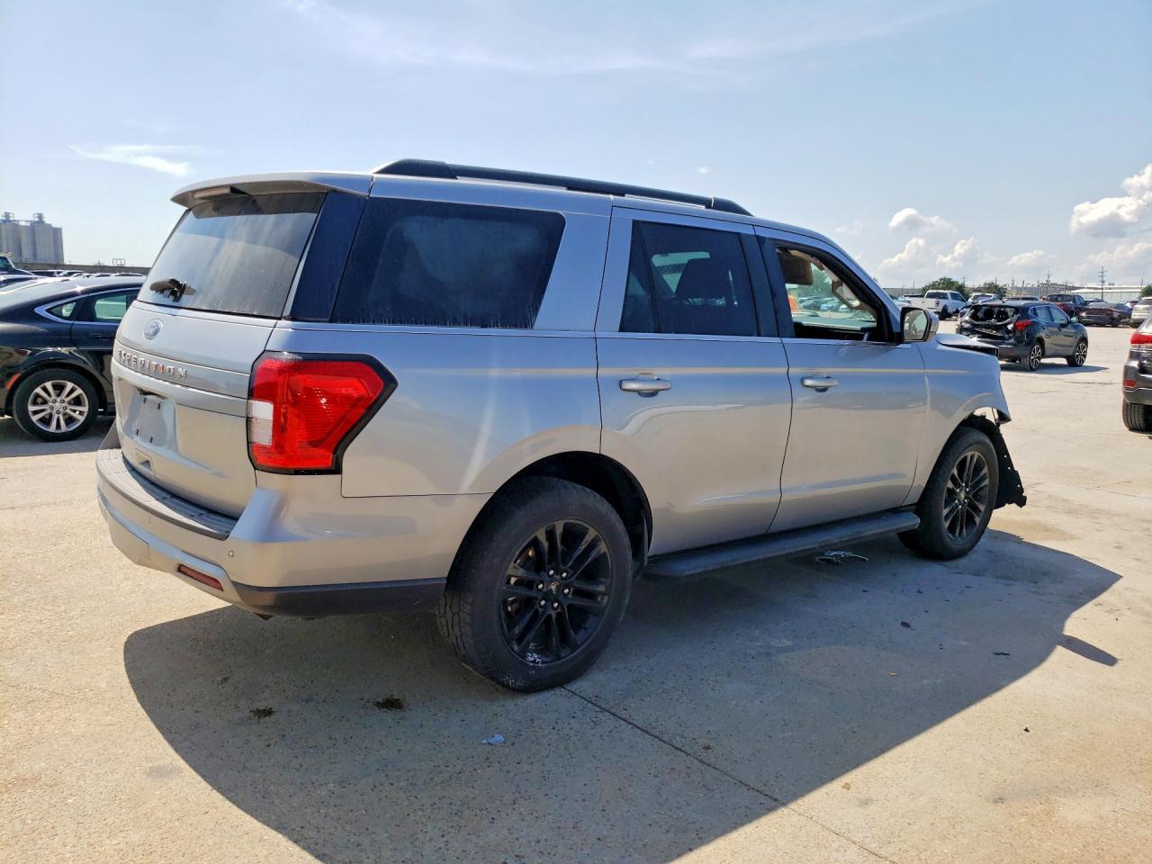 2024 Ford Expedition Xlt - Фото 3