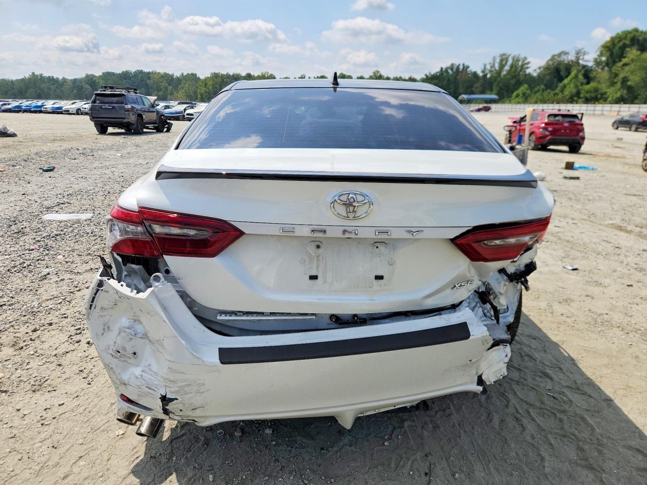 2024 Toyota Camry Xse V6 - Фото 6