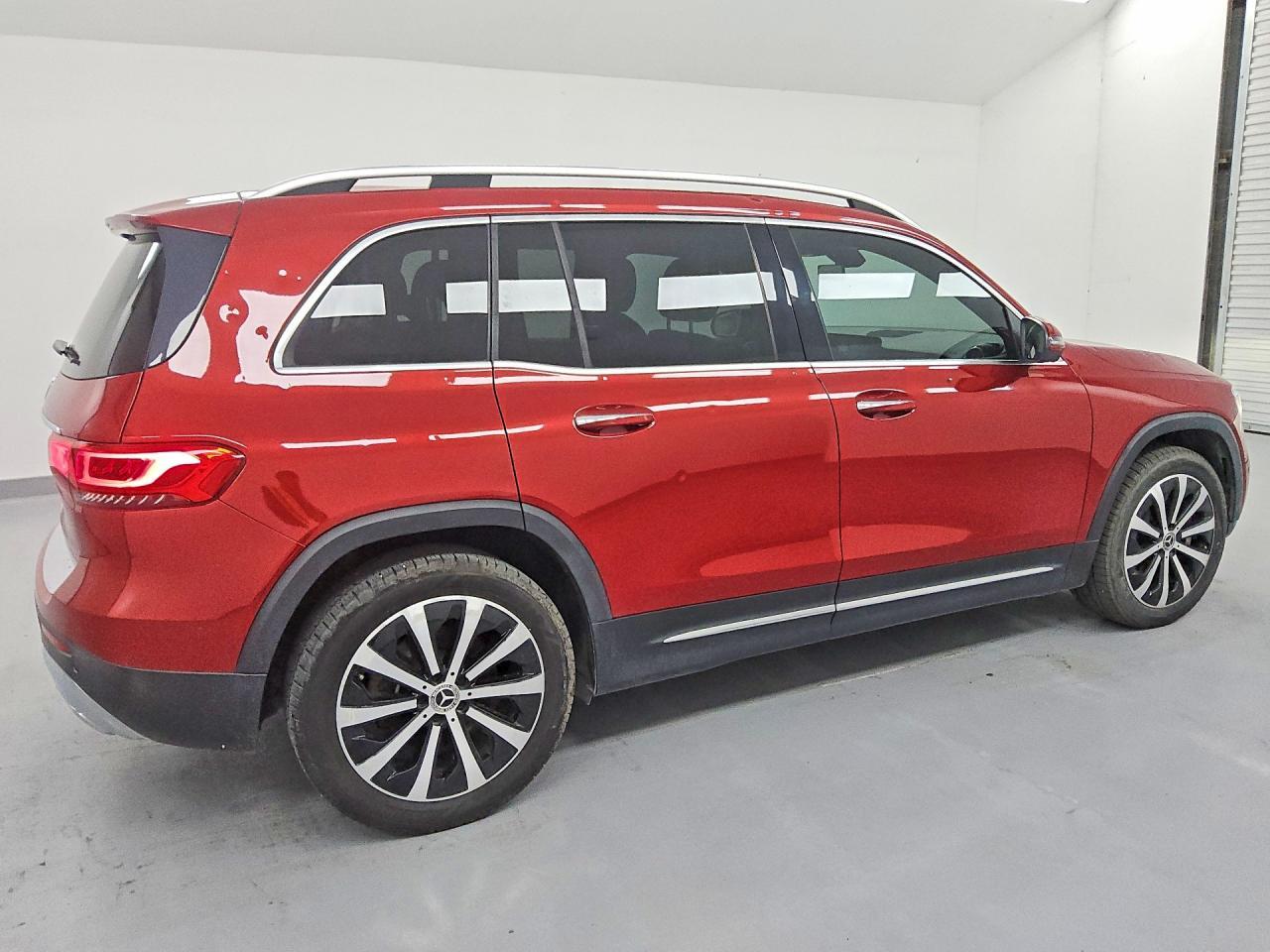 2021 Mercedes-Benz Glb 250 - Фото 3