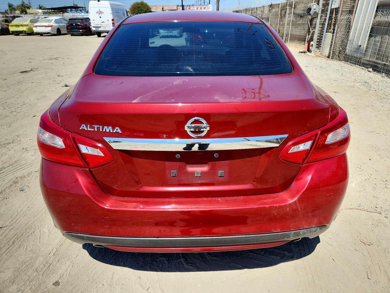 2016 Nissan Altima 2.5 S - Фото 6