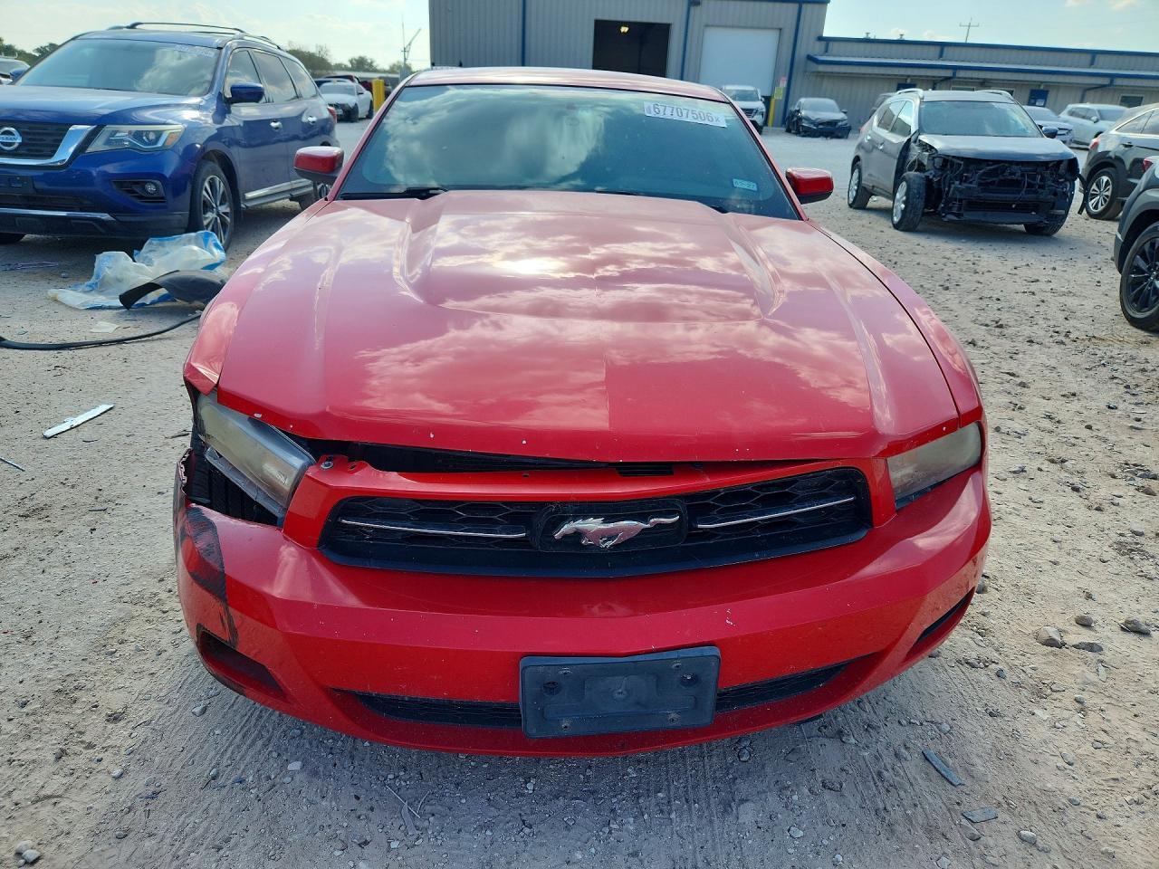 2010 Ford Mustang - Image 5