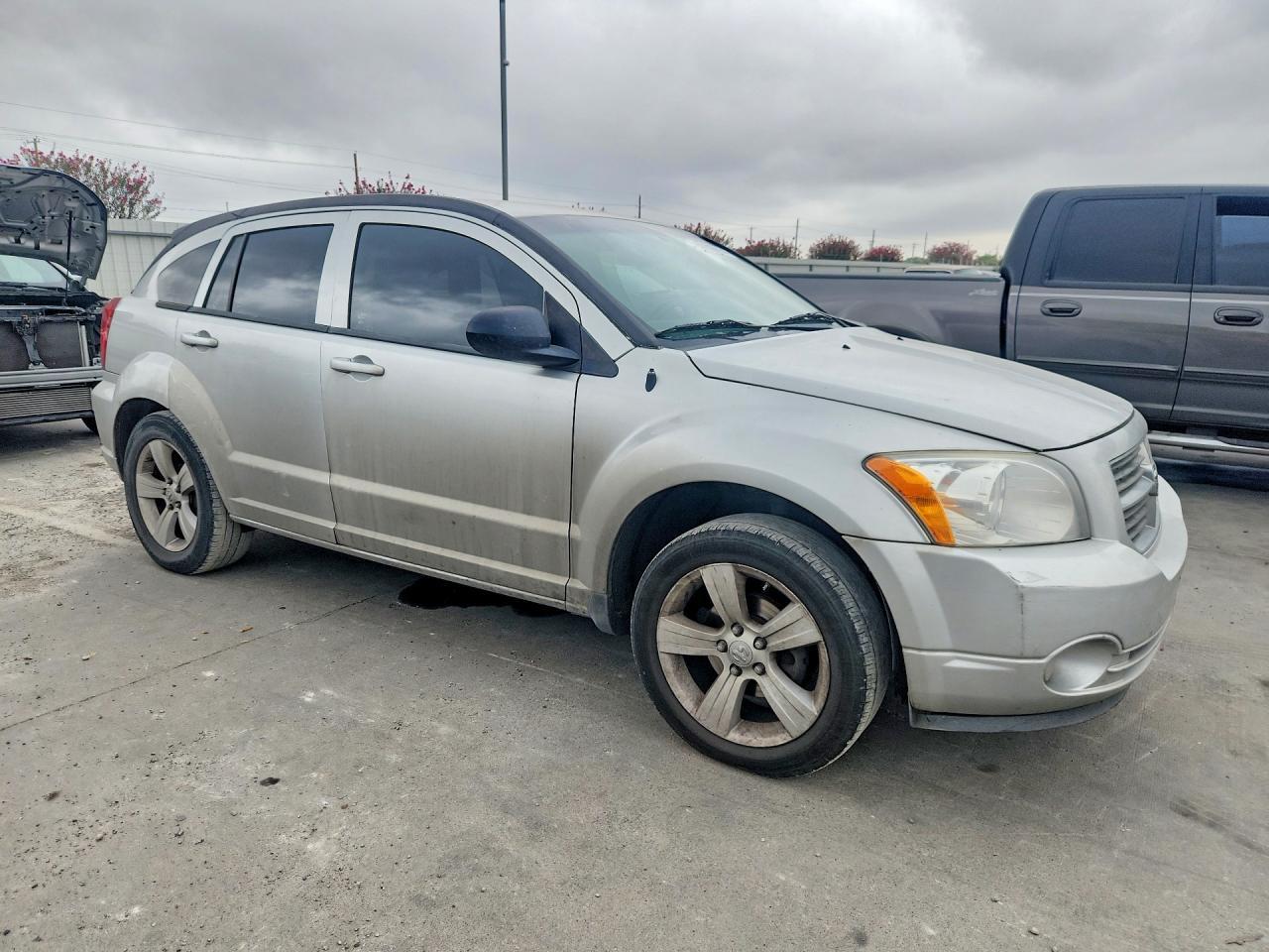 2011 Dodge Caliber Mainstreet - Image 4