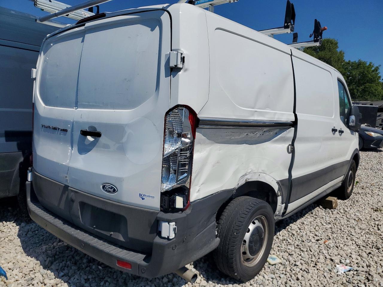 2026 Ford Transit T-250 - Image 3