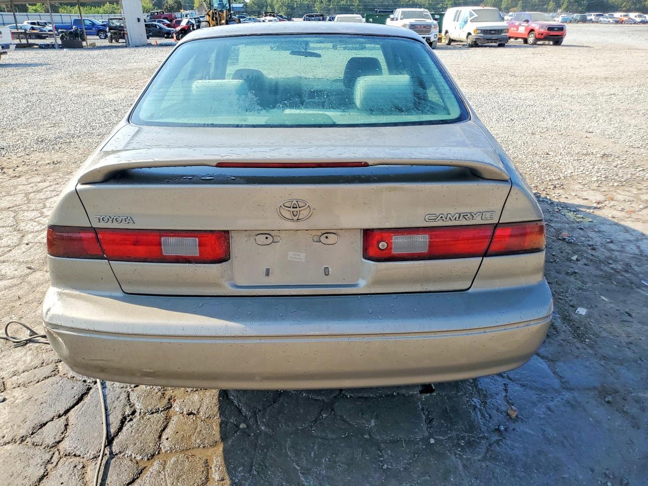 1997 Toyota Camry Le - Фото 6