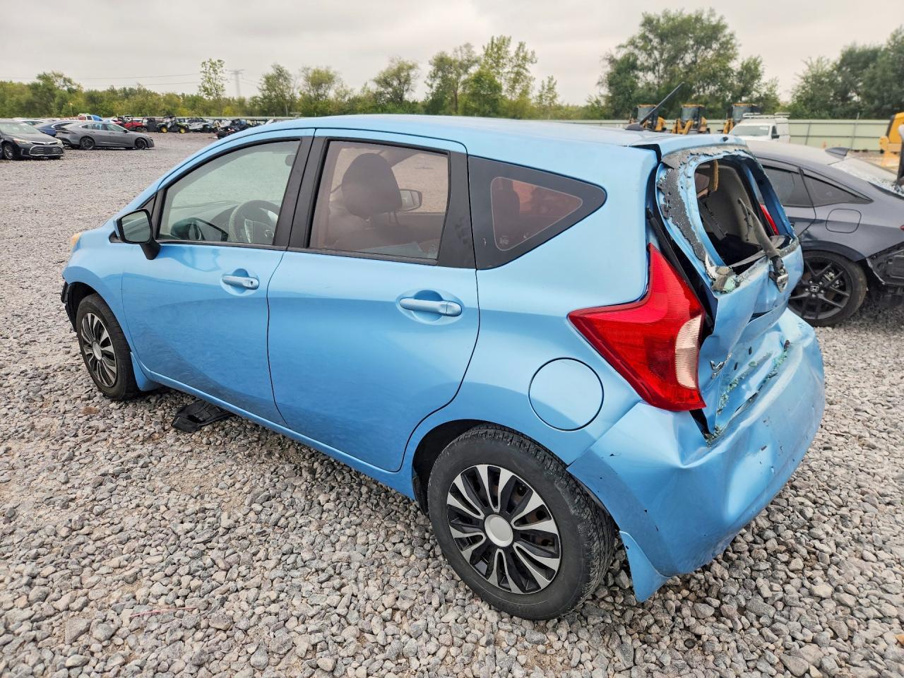 2015 Nissan Versa Note Sv - Фото 2