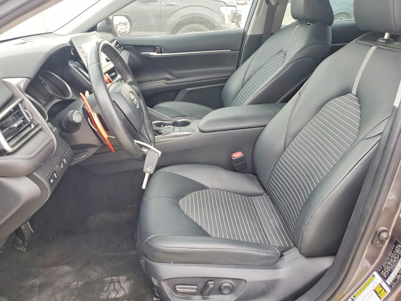 2023 Toyota Camry Se - Фото 7