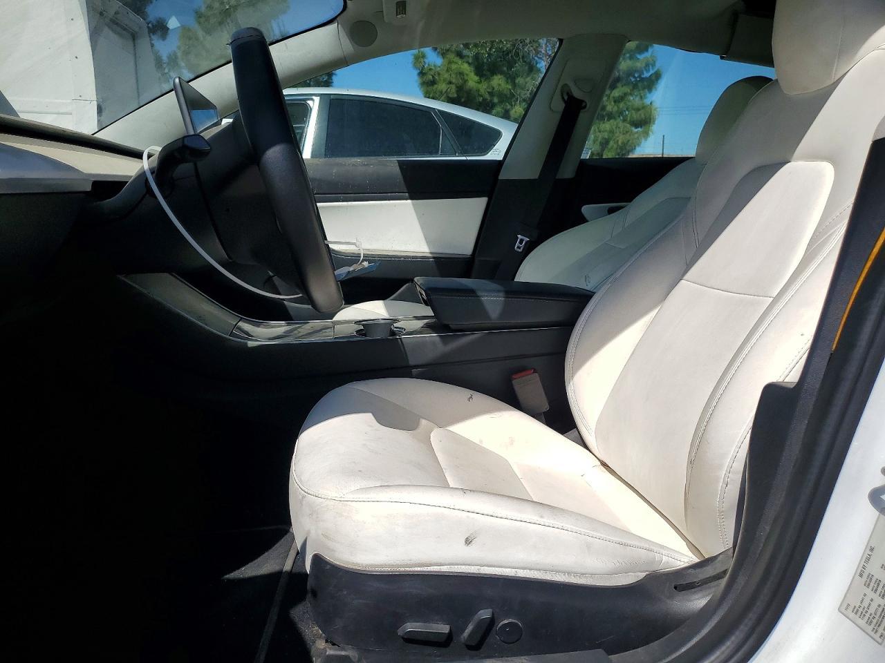 2020 Tesla Model 3 - Фото 7