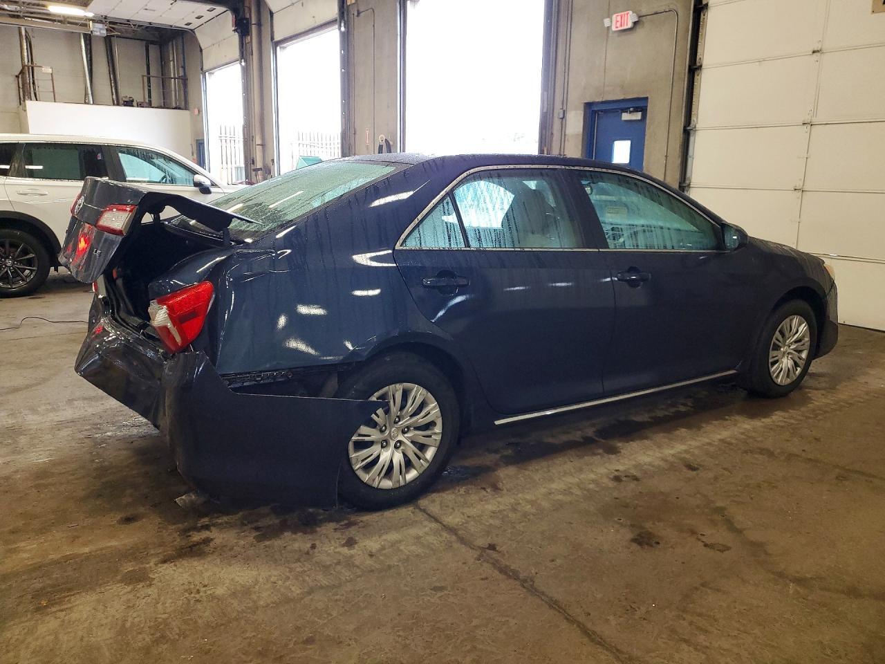 2014 Toyota Camry Le - Image 3